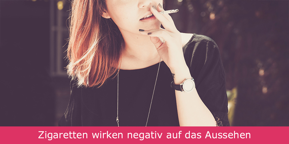 Diese Frau raucht und sorgt sich dabei um ihre Schönheit.